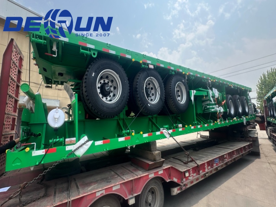 Derun 4ユニットTri-Axle Cargo Dropside Semi Trailerがアルジェリアに送られました