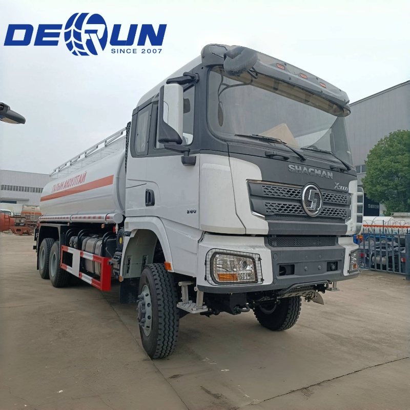 Shacman X3000 6x4アルミニウム合金オイルタンカートラック