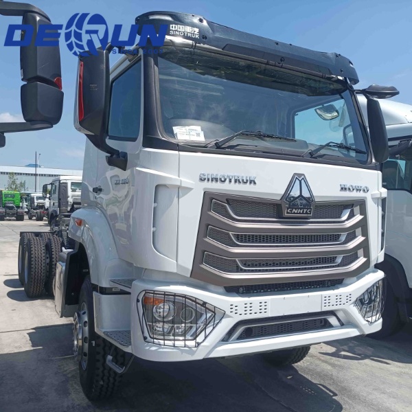 sinotruk howo nx 6x4貨物シャーシトラック